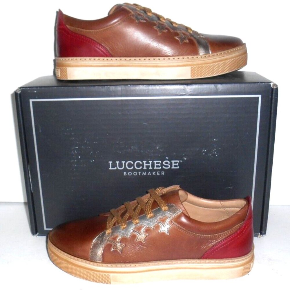 8.5 B Lucchese Bootmaker Brown Burn/Red Gold Star Lace Up Sneaker.